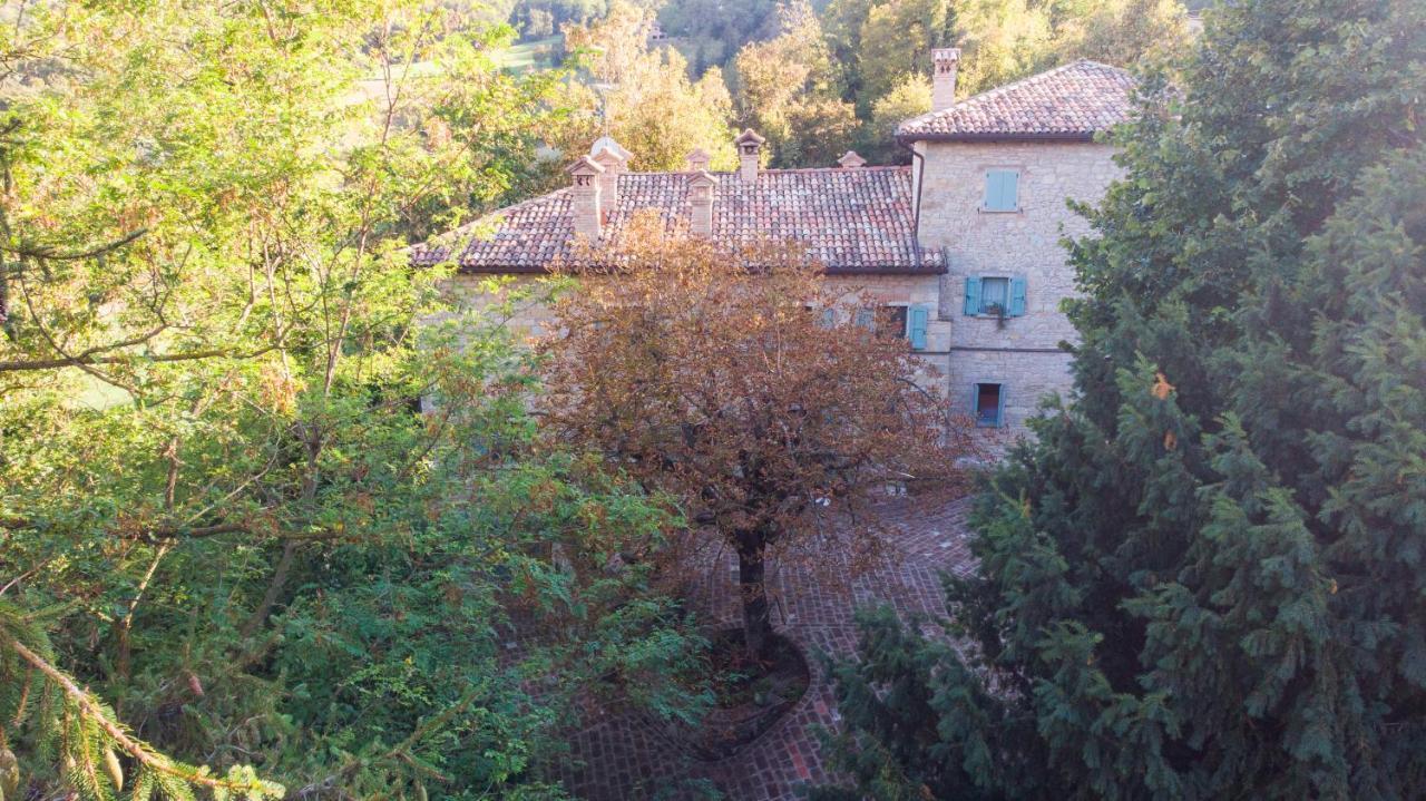La Marcona Apartment Serramazzoni Bagian luar foto