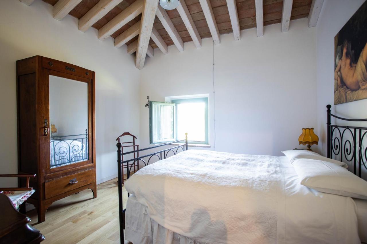 La Marcona Apartment Serramazzoni Bagian luar foto