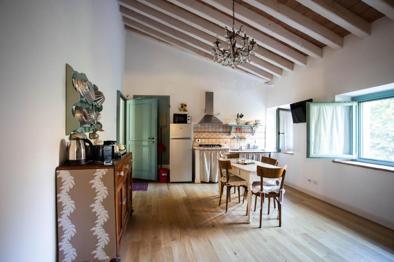 La Marcona Apartment Serramazzoni Bagian luar foto