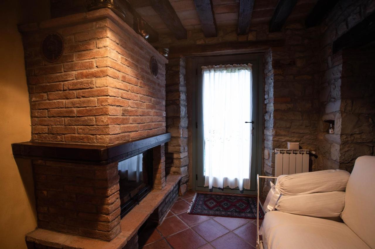 La Marcona Apartment Serramazzoni Bagian luar foto