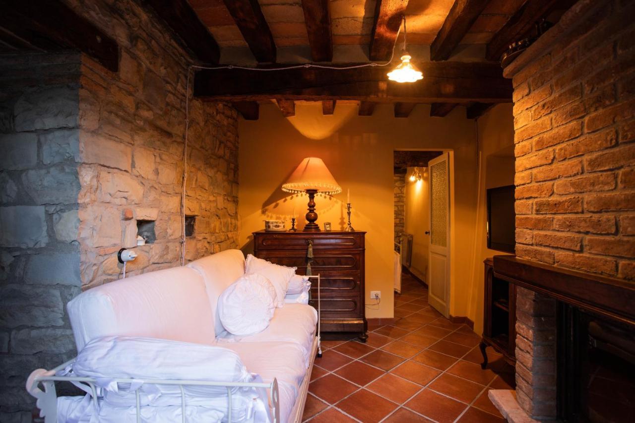 La Marcona Apartment Serramazzoni Bagian luar foto